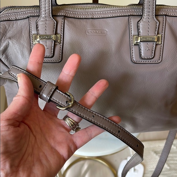 Coach Taylor Leather Satchel - Picture 5 of 8